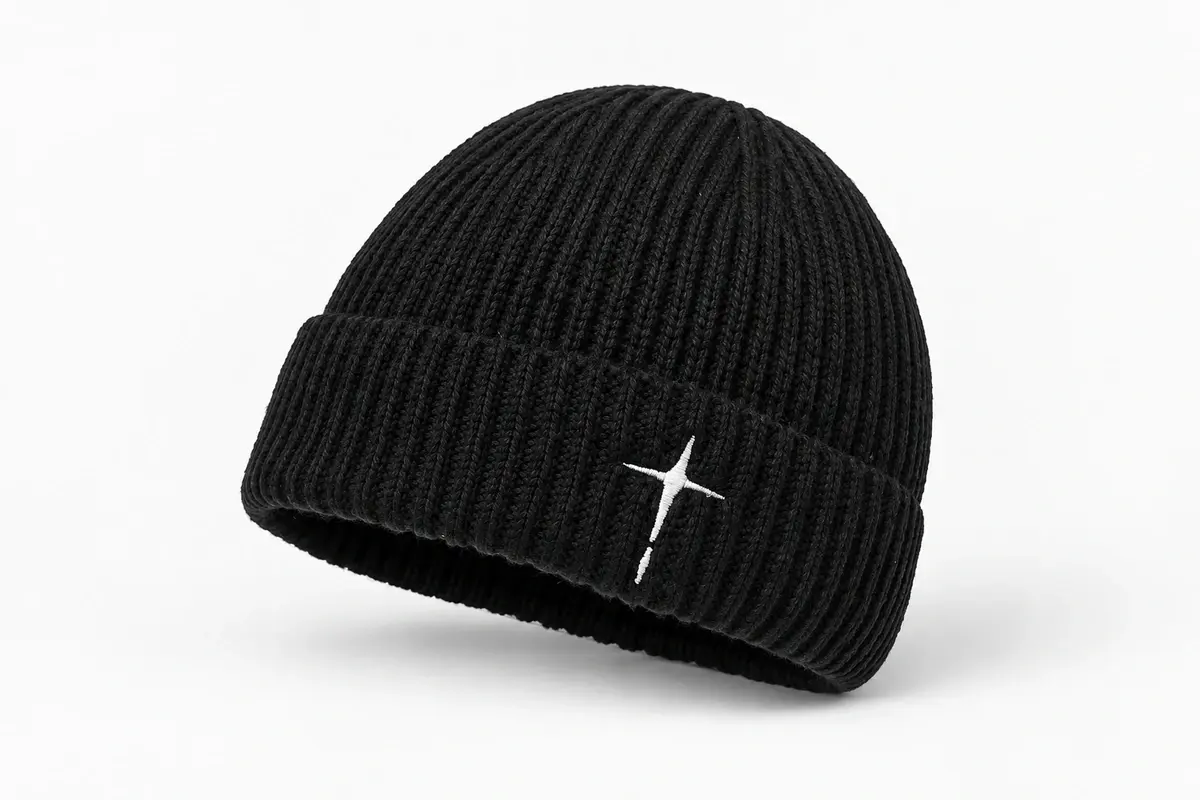 Black short fisherman beanie with clearly defined vertical rib knitting