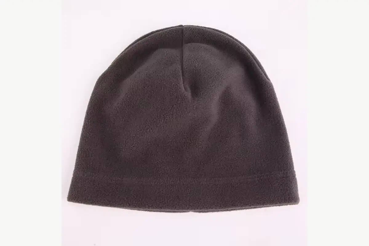 Dark brown smooth-knit beanie without a cuff
